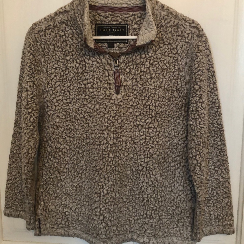 American Outdoor Co half zip Pull-over